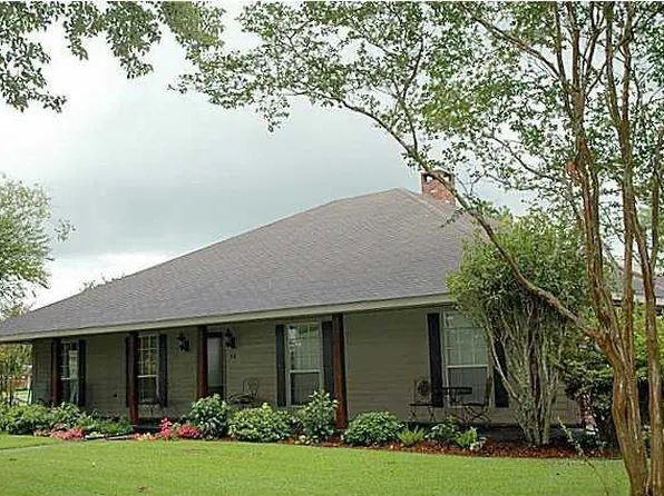 101 Woodward Dr, Lafayette, LA 70508