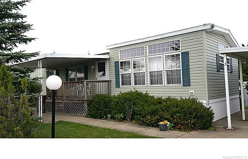 1st image of 3 Lavender Ln