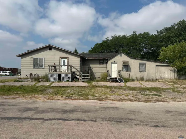 601 2nd Ave, Martin, SD 57551