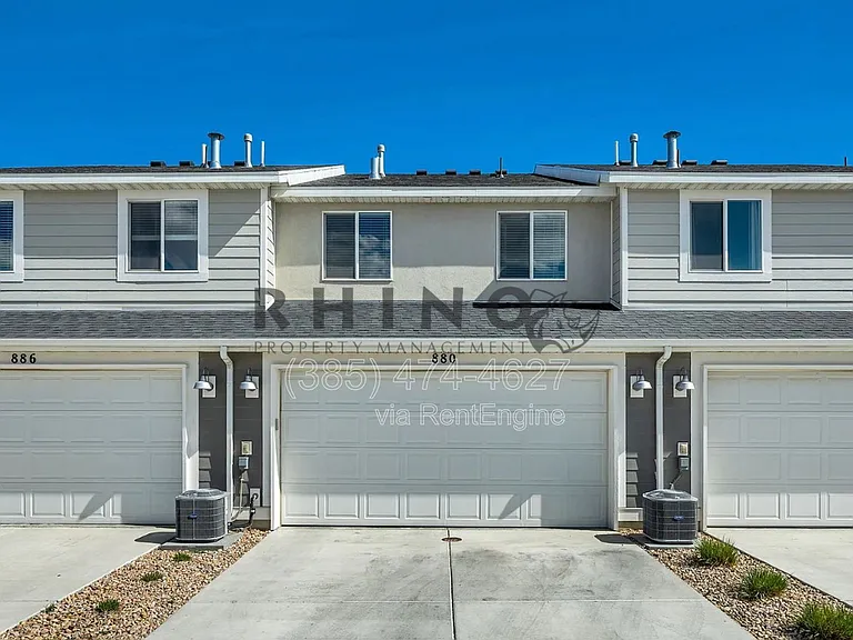 880 N Herman Dr — Photo 24