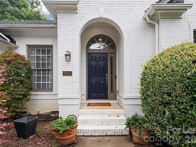 8804 Brentfield Rd — Photo 3