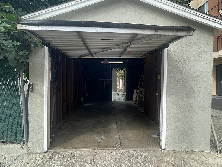 11710 Pearl St — Photo 15