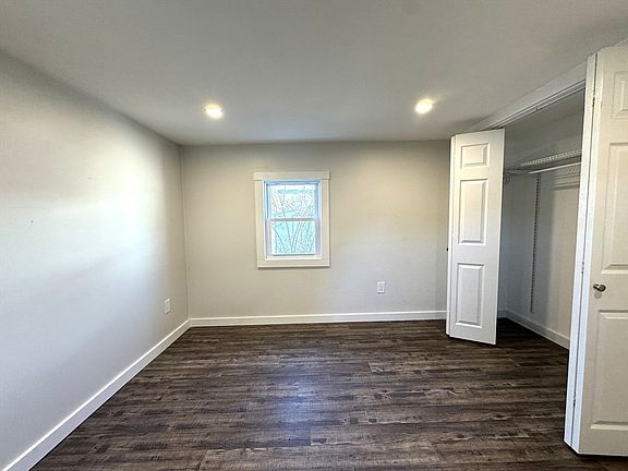 5th image of 142 Main St #9