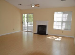 2 Forest Glen Cir #18, Middletown, CT 06457
