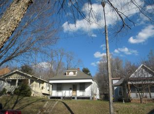 3829 Terrace Ave, Saint Joseph, MO 64504
