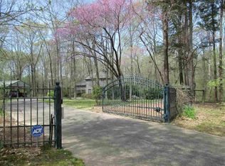 10594 Latting Woods Rd, Cordova, TN 38016