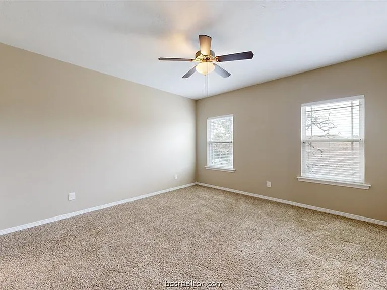 2706 Horse Haven Ln — Photo 17
