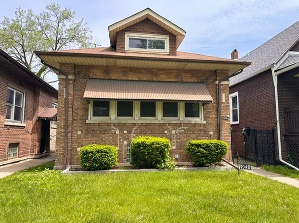 7949 S Manistee Ave, Chicago, IL 60617