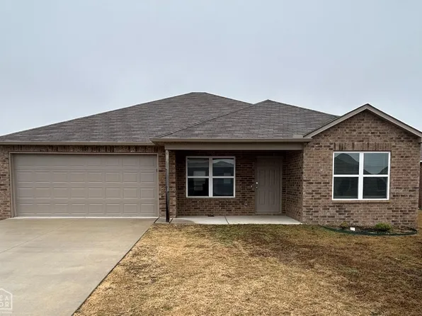 3800 Glitterman Dr, Jonesboro, AR 72404
