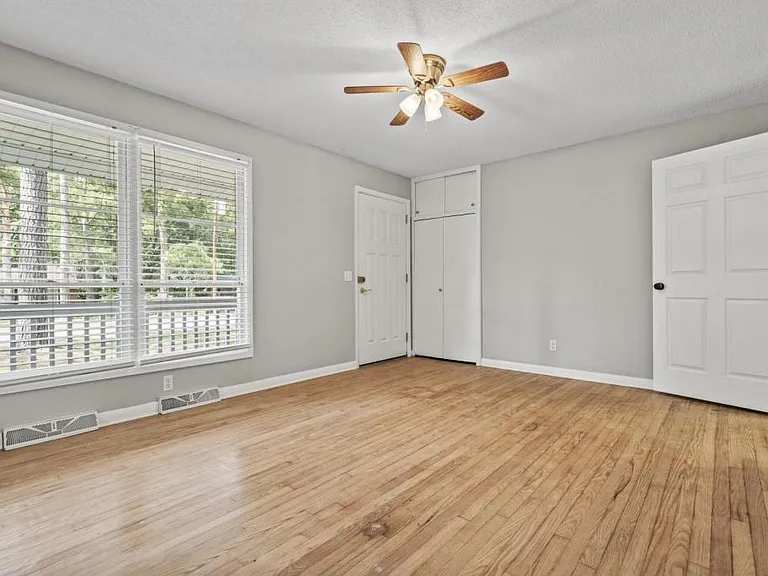 154 Forest Dr — Photo 7