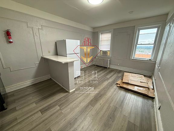 5th image of 7328 John F Kennedy Blvd #42A