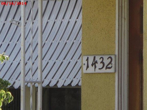 2nd image of 1432 N Buena Vista St