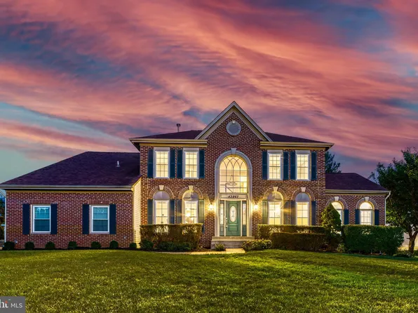 43867 Grottoes Dr, Ashburn, VA 20147
