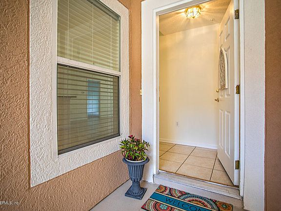 3rd image of 9690 Amarante Cir Unit 14