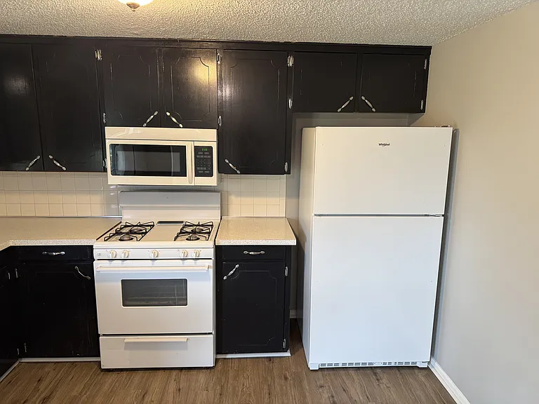 8724 N Jefferson St — Photo 11