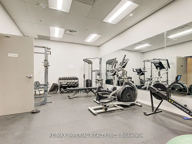 308 Lester St #210 — Photo 19