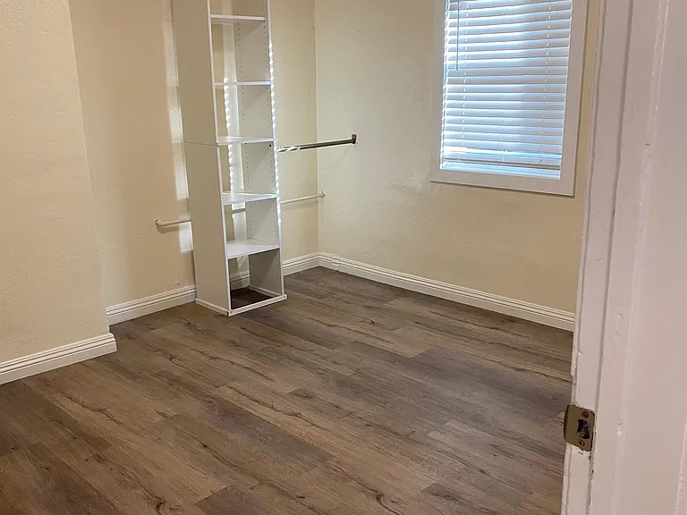 111 S Magnolia Ave — Photo 11