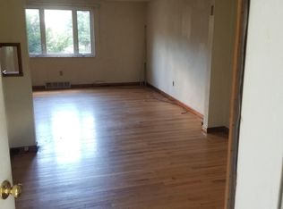 860 Joan Dr, North Versailles, PA