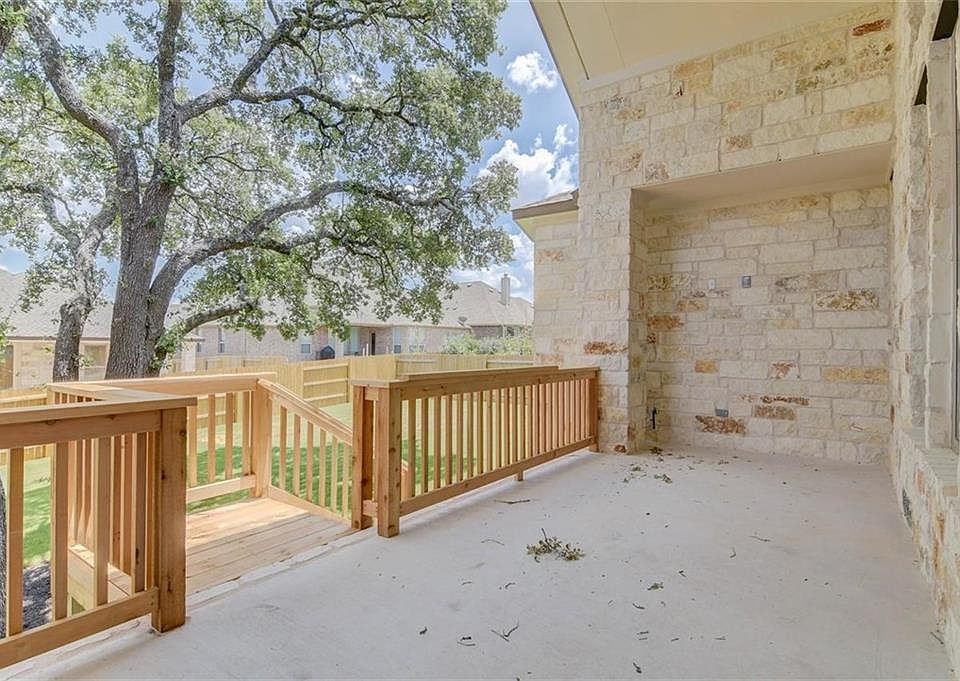 1st image of 708 Jocosa Ln