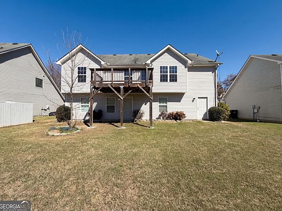 5th image of 3853 White Pine Rd