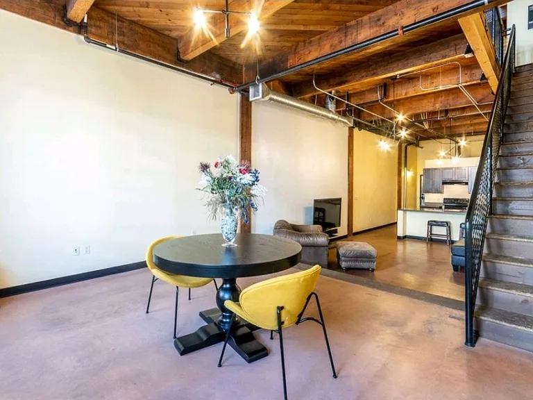 2702 Montana Ave #303 — Photo 2
