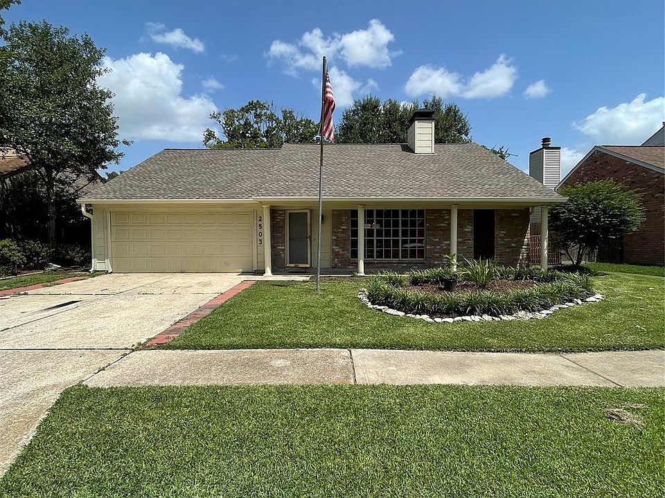 1st image of 2503 Parkview Dr
