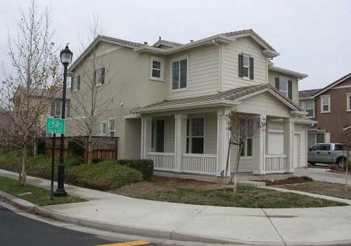 1st image of 407 E Legacy Dr