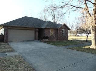 1319 S Kansas Ave, Springfield, MO 65807