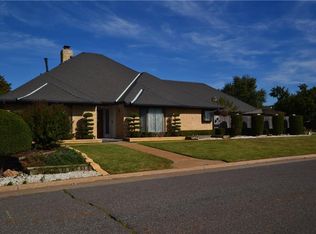 9900 Sudbury Rd, Yukon, OK 73099