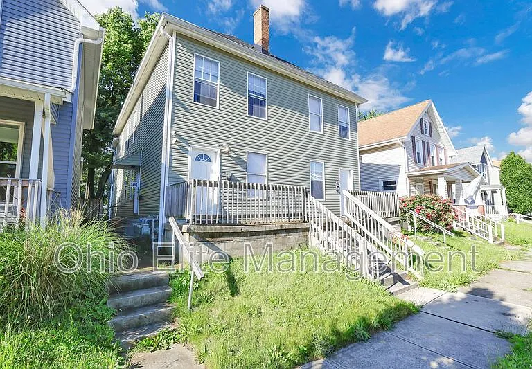 347 1/2 E Welch Ave — Photo 4