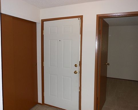 5th image of 4703 127th Street Ct SW APT D8