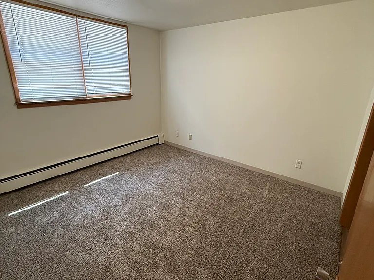 5141 University Ave NE #101 — Photo 3