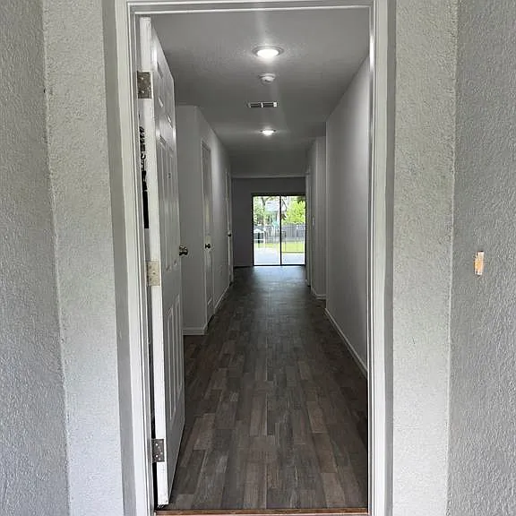 12150 Folger St — Photo 3