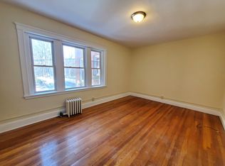 10 Wendell St #8, Cambridge, MA 02138
