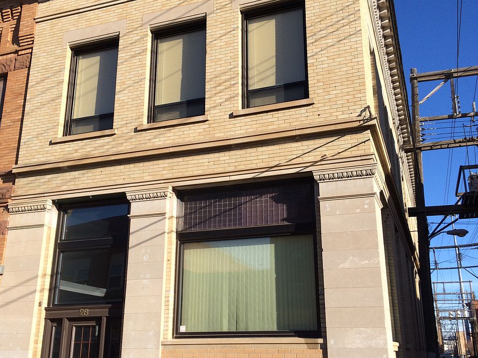 1st image of 28 1st Ave W