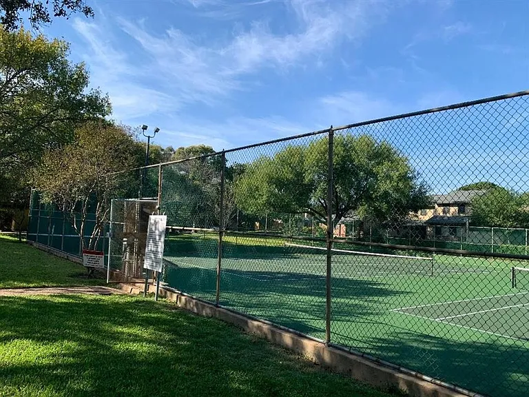 900 W Village Ln — Photo 28