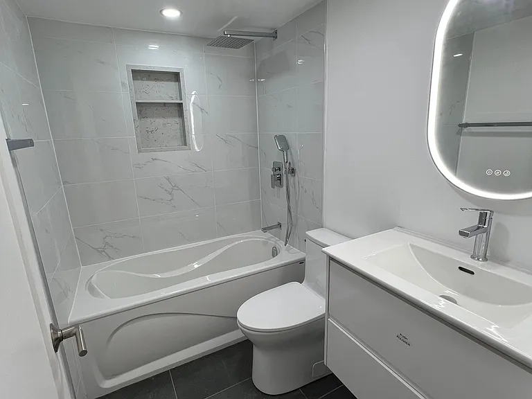 370 Jonathan St #LOWER — Photo 14