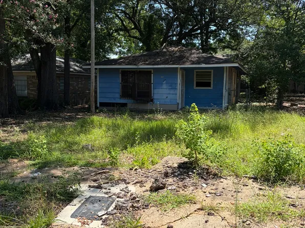 6111 Henderson Ave, Shreveport, LA 71106