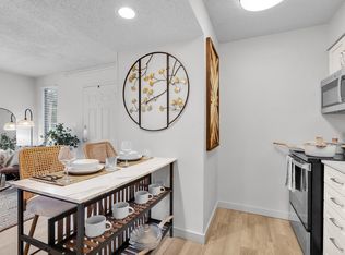 AVIA Lofts on Liberty Ridge, Jacksonville, FL 32256