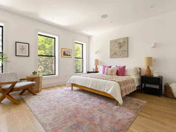 521 Monroe Street image 10 of 16