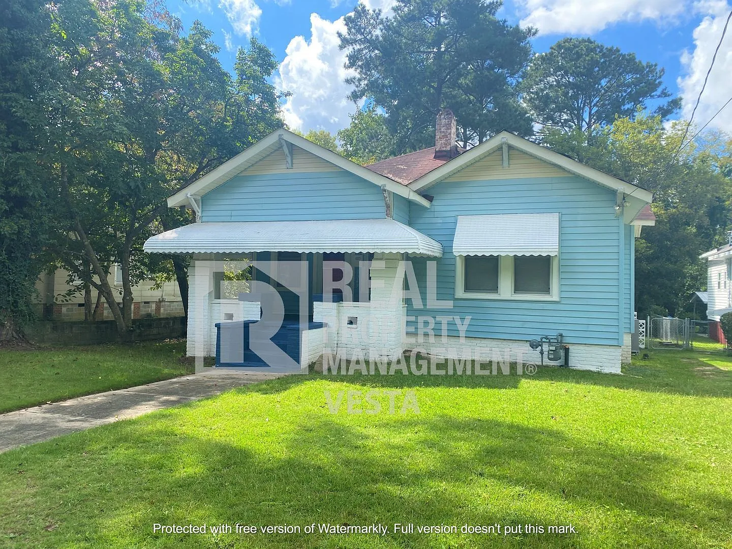 3 bed, 1.5 bath, 1471 sqft, $1,075 — Photo 1