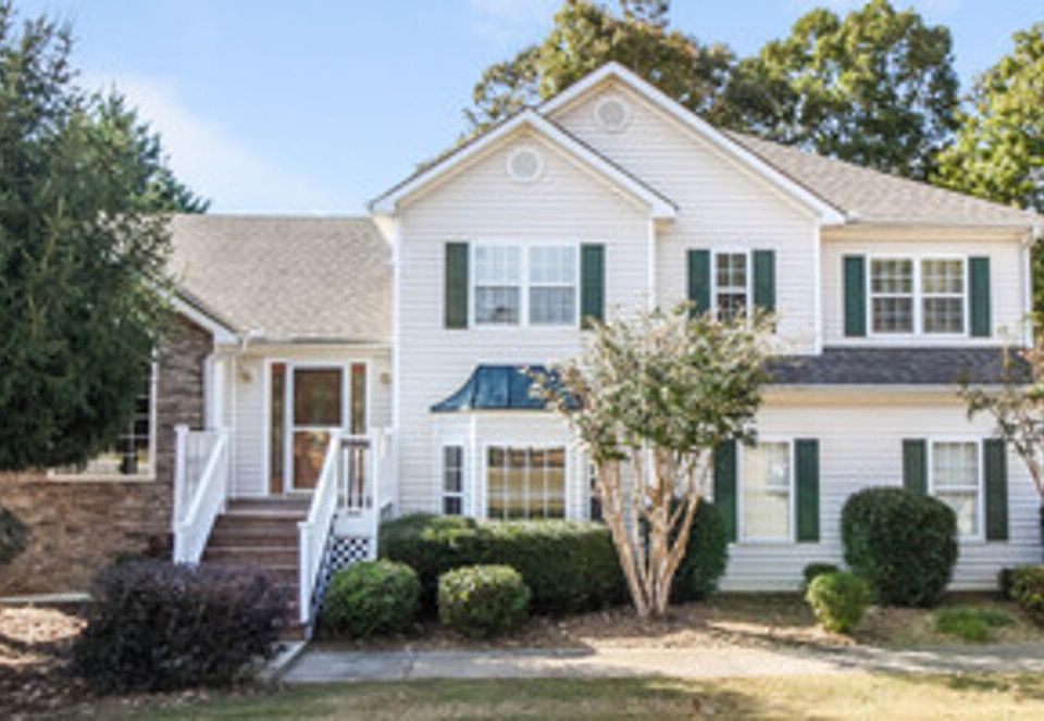 1st image of 301 Saddle Wood Dr