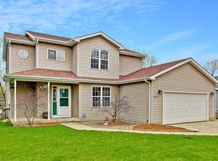 26127 W Cooney Island Rd, Ingleside, IL 60041