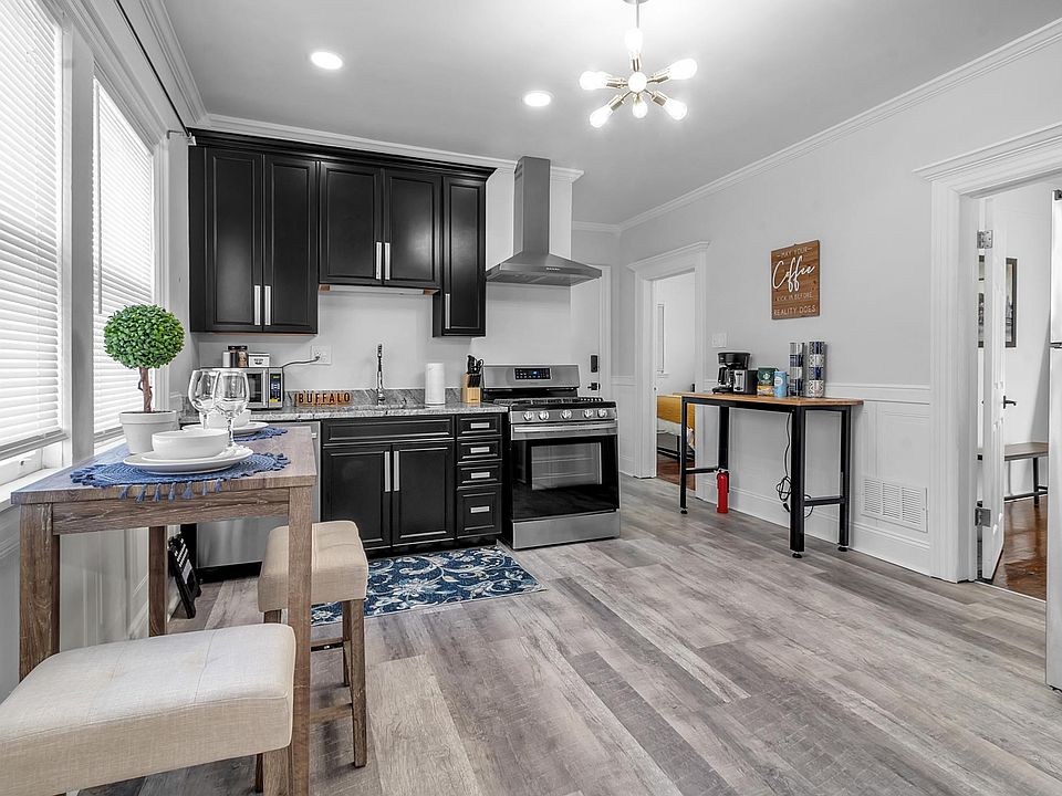 1st image of 315 W Delavan Ave #1