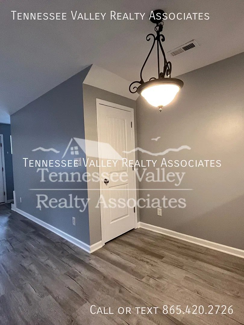 2 bed, 2.5 bath townhome in scenic Seymour, TN! — Photo 3