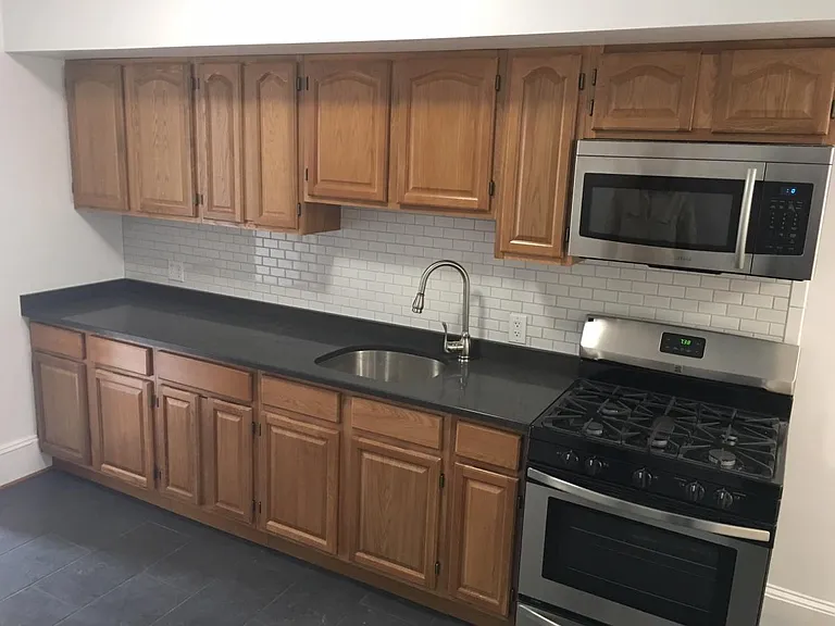 241 S 45th St #2 — Photo 12