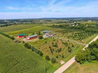 759 Primrose Center Rd, Belleville, WI 53508