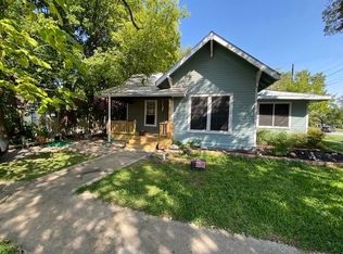 411 E 10th St, Georgetown, TX 78626