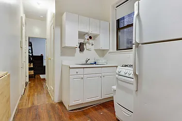 Rented by Bryan L Rozencwaig, LREB