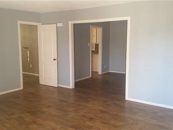4th image of 7409 Bellrose Dr